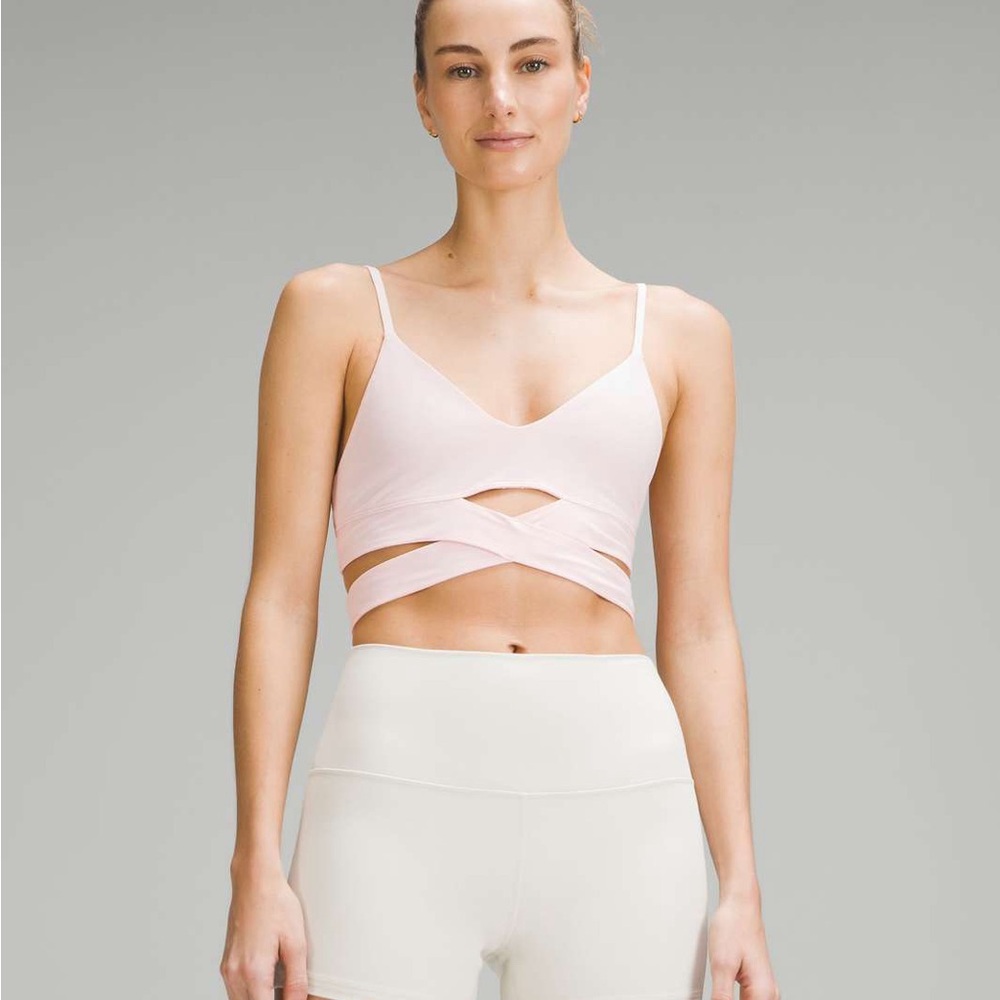 Lululemon still now sports bra brand new w tags size 12